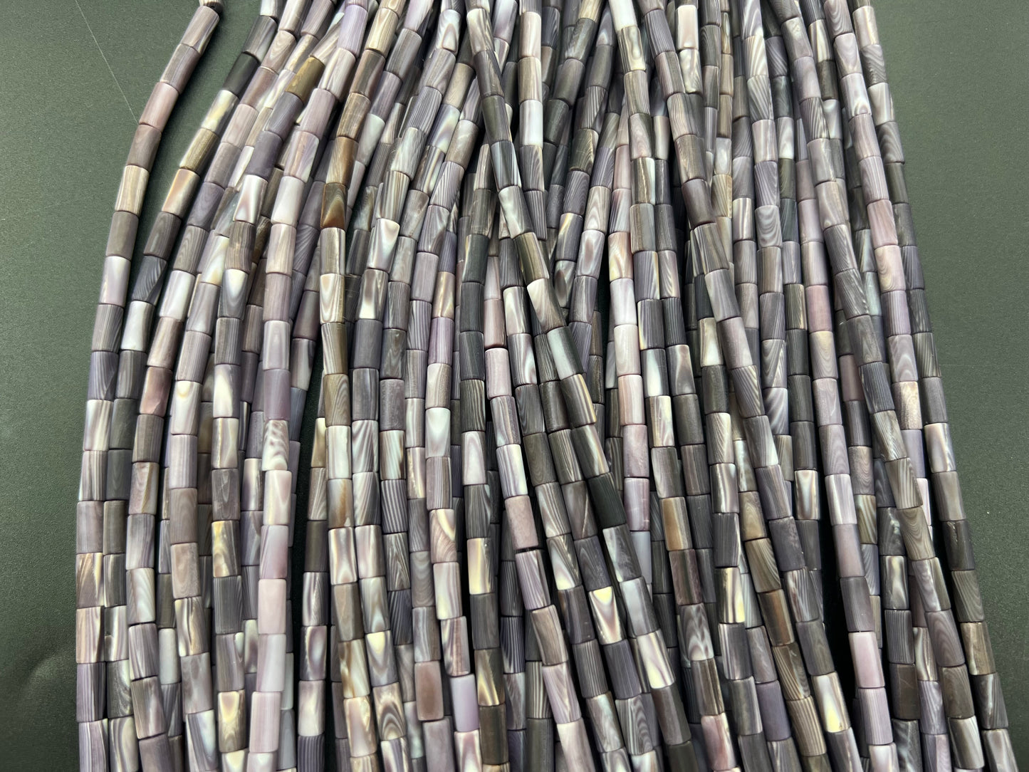 (Matt) Wampum Tube Beads4x8mm