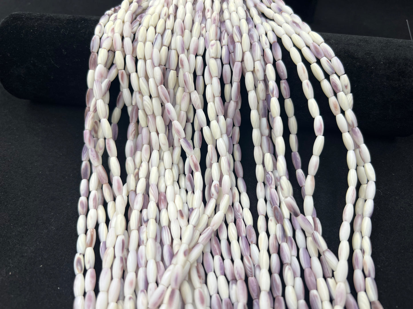 (Matt) White Wampum Olive Beads 4x9mm