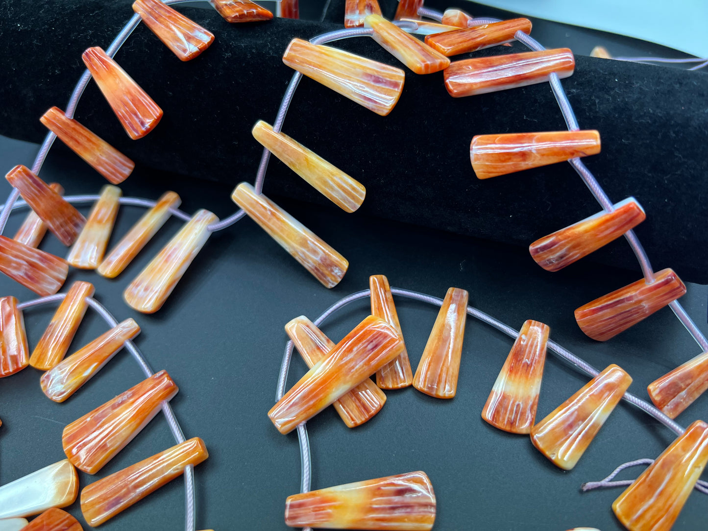 (Orange) Spiny Oyster Side-drilled Long Chips Strand