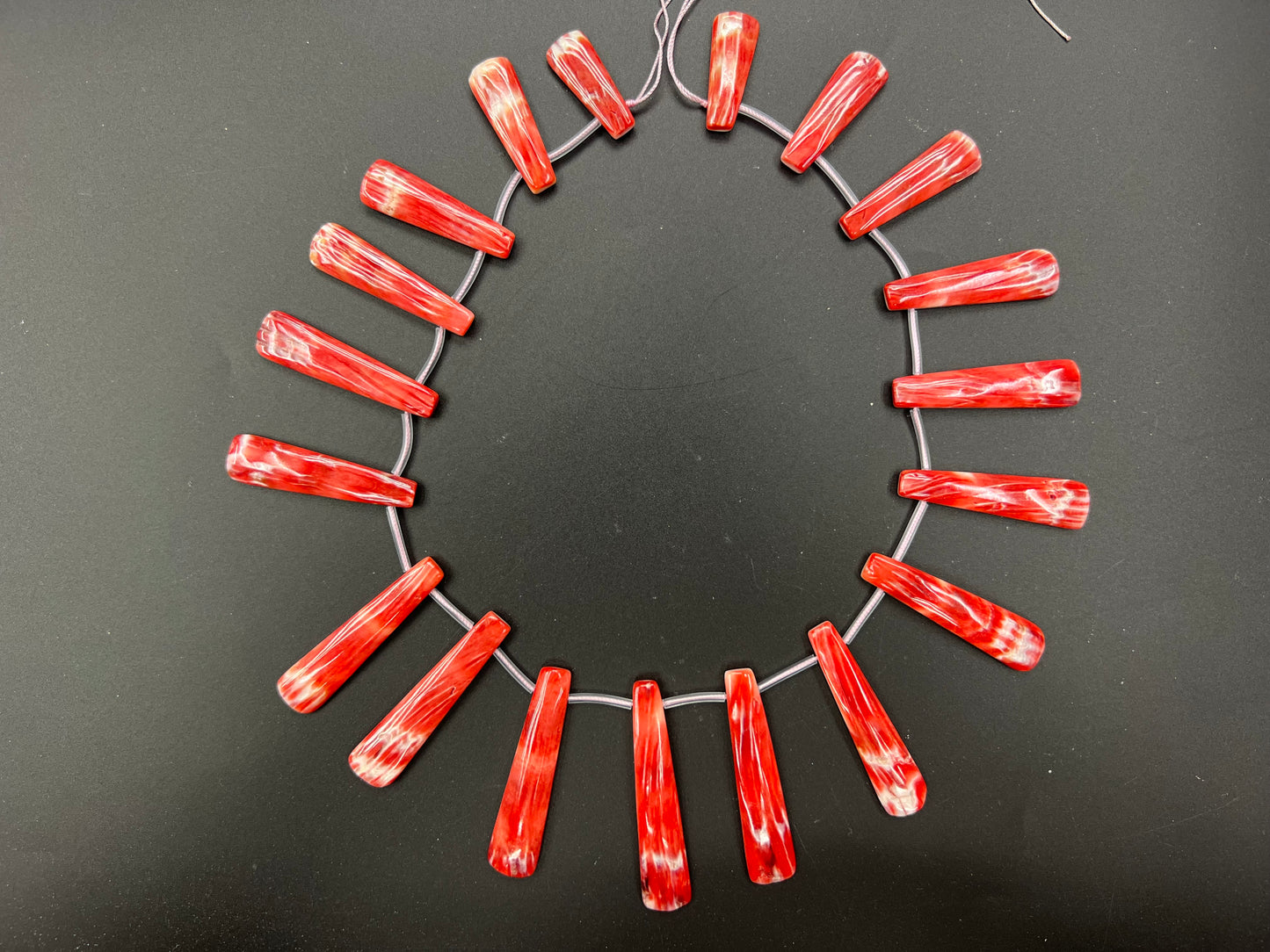 (Red) Spiny Oyster Side-drilled Long Chips Strand