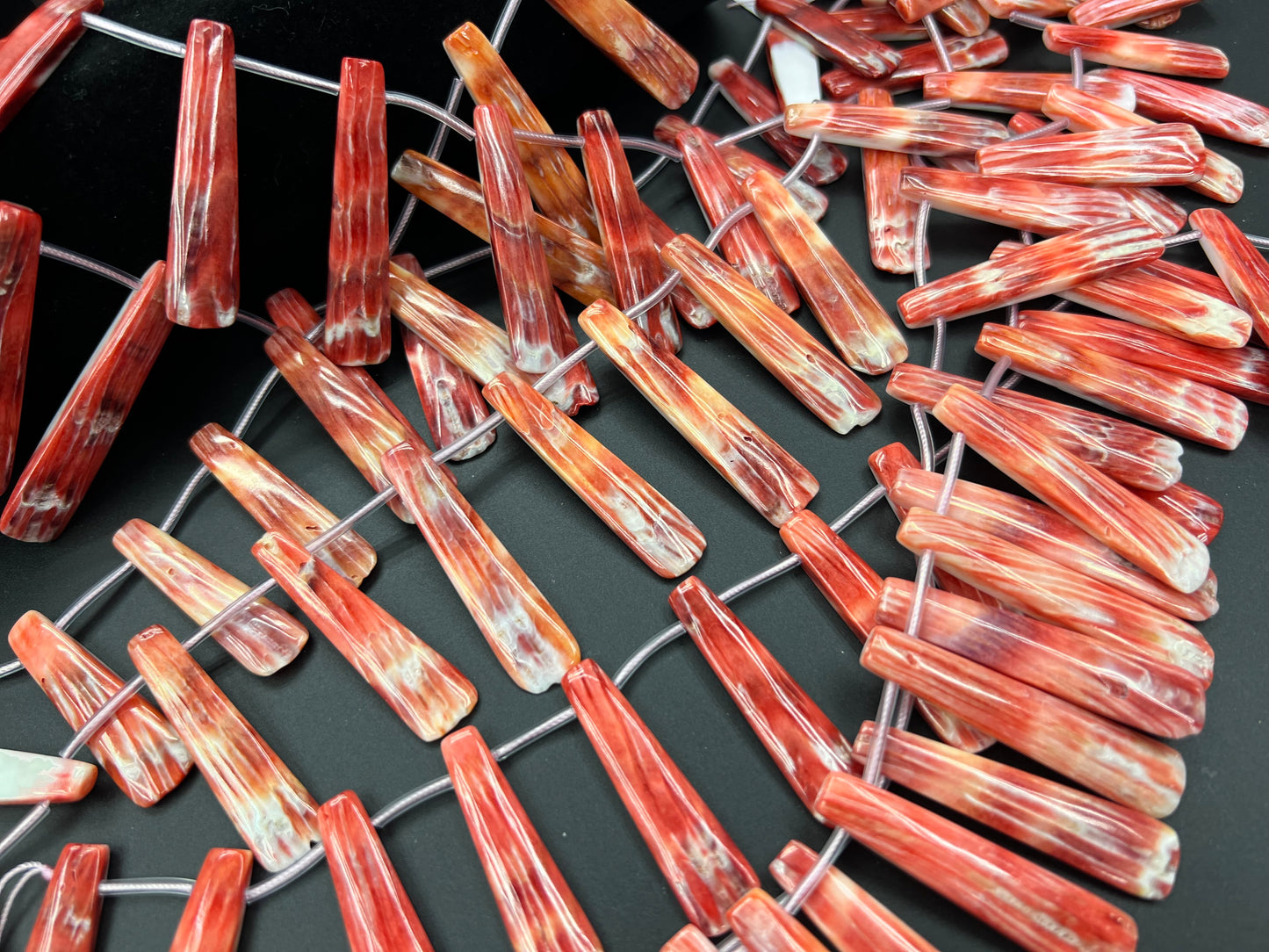 (Red) Spiny Oyster Side-drilled Long Chips Strand