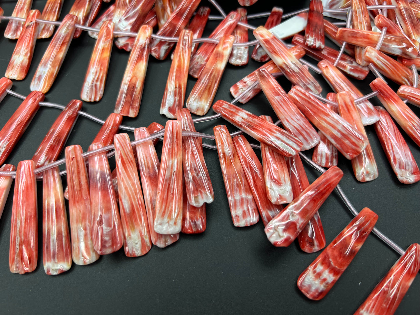 (Red) Spiny Oyster Side-drilled Long Chips Strand