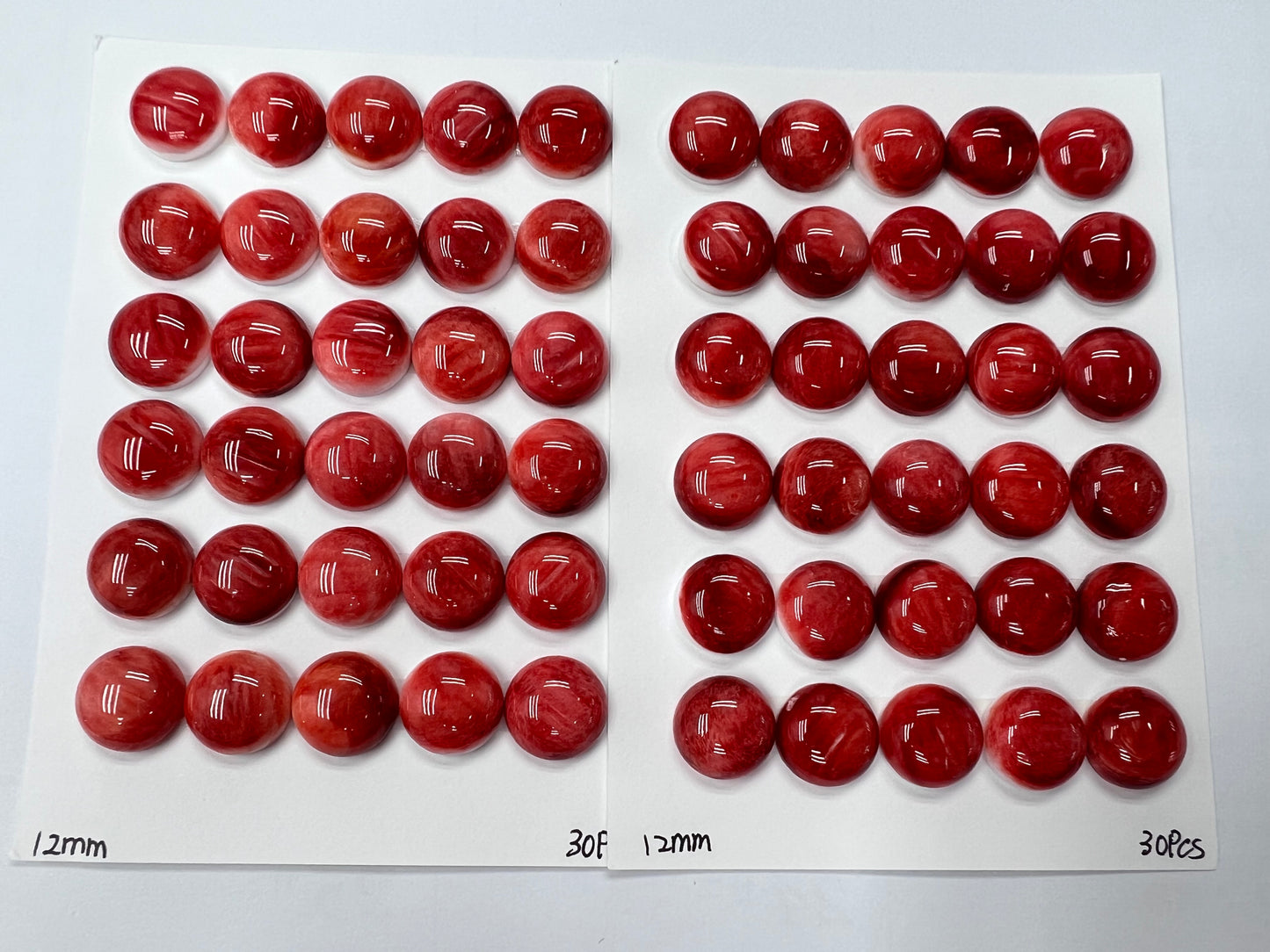 Red Natural Spiny Oyster Shell Round Cab 12~18mm