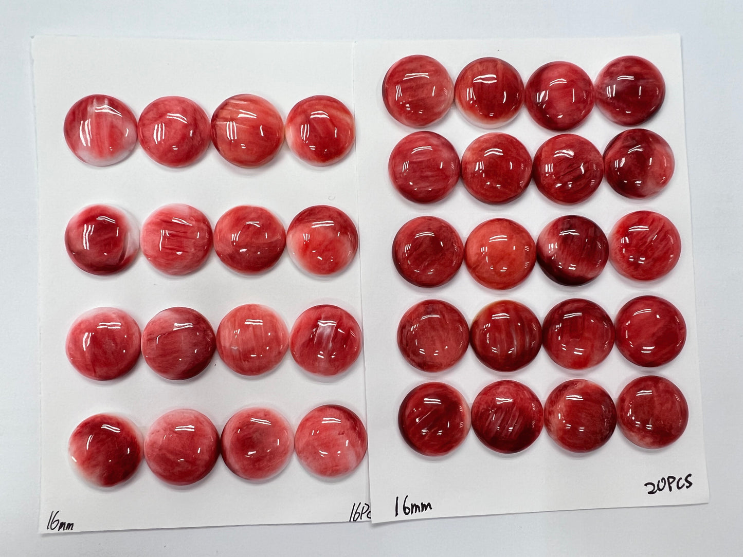 Red Natural Spiny Oyster Shell Round Cab 12~18mm
