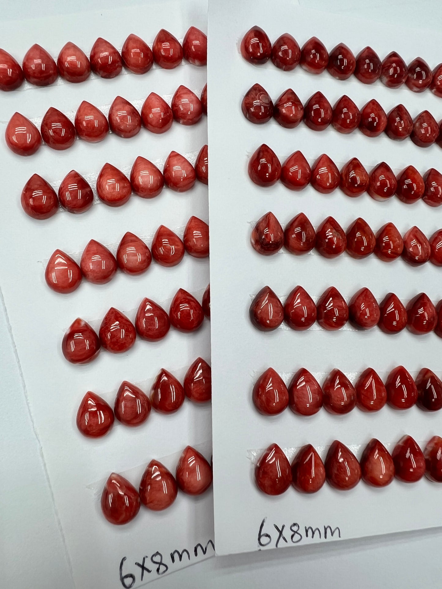 Red Spiny Oyster Shell Teardrop Cab 6x8mm - 8x10mm