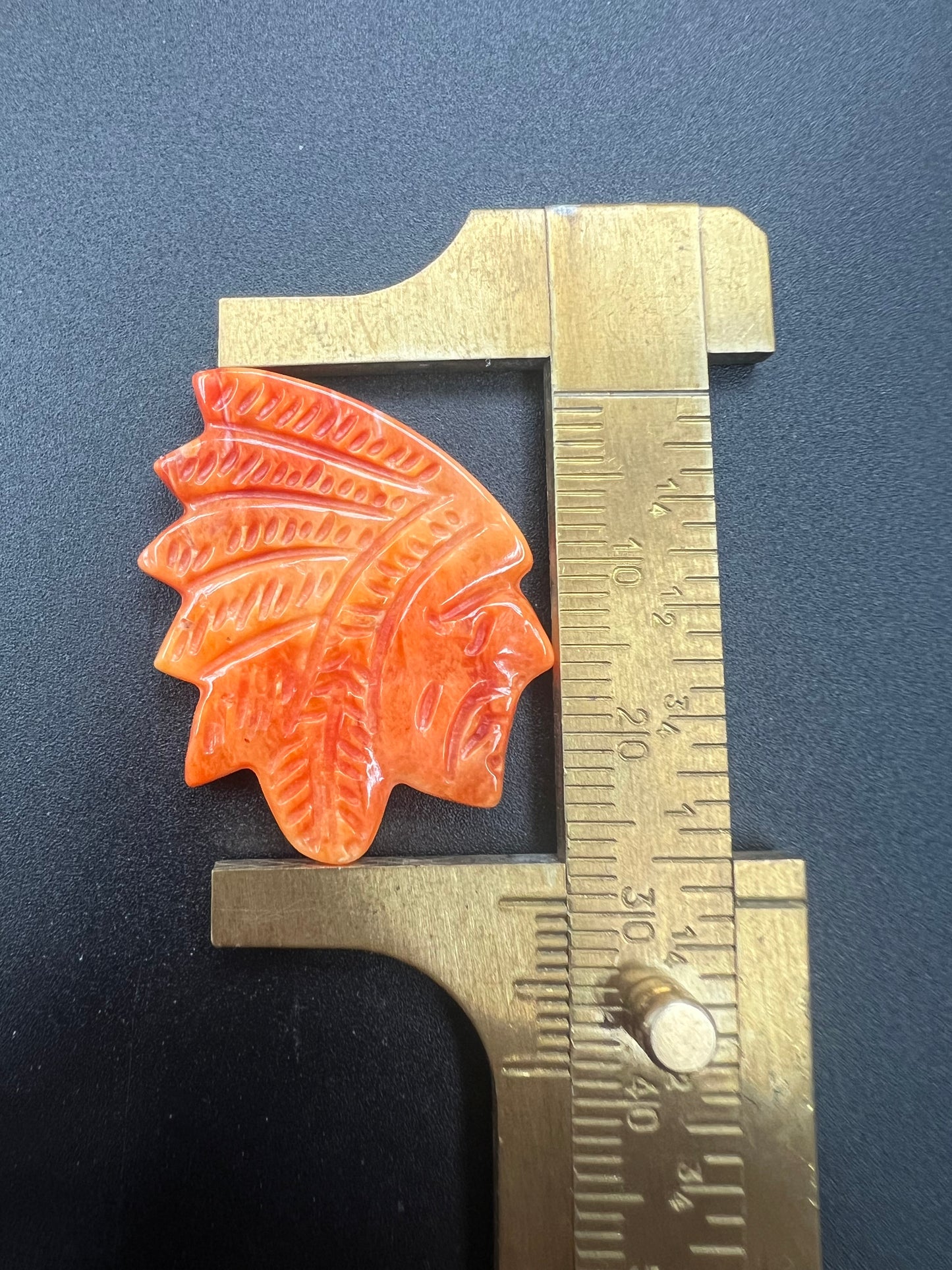 Spiny Oyster American Indian Carved Pendant Type A