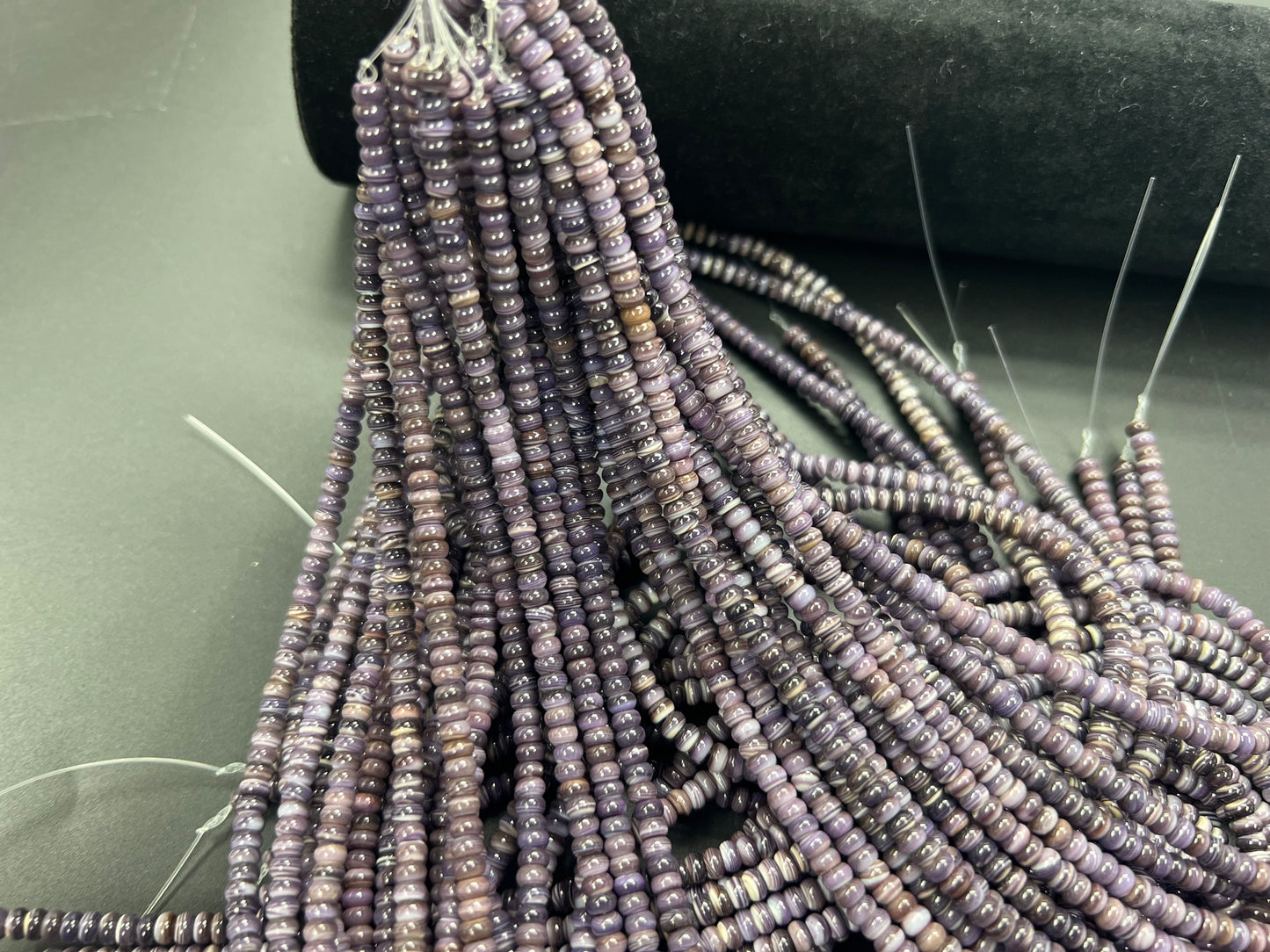 (Top+) Wampum Rondelle Bead 4mm