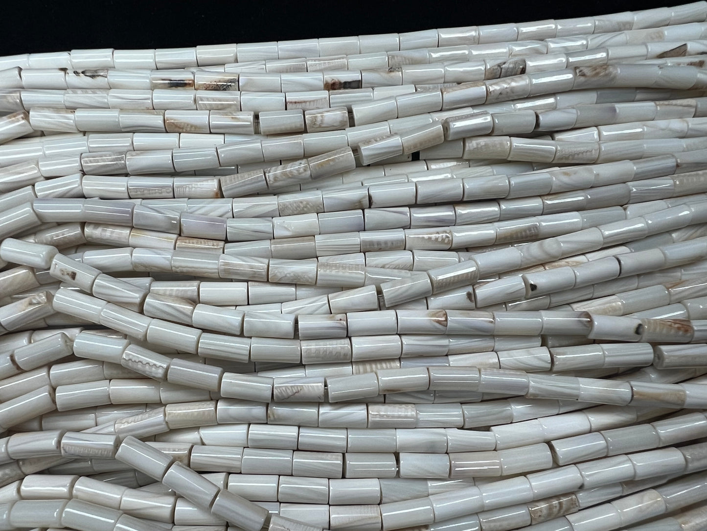 Beige Color Wampum Tube Beads 3x5mm - 4x8mm