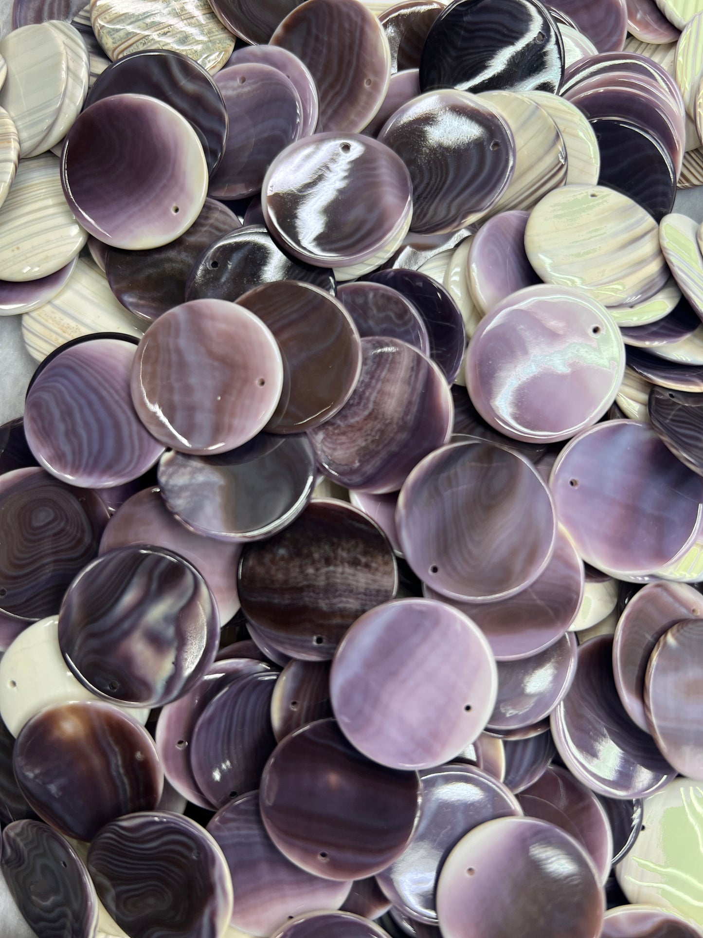 (Wholesale) Natural Wampum Round Shape Loose Piece 25mm