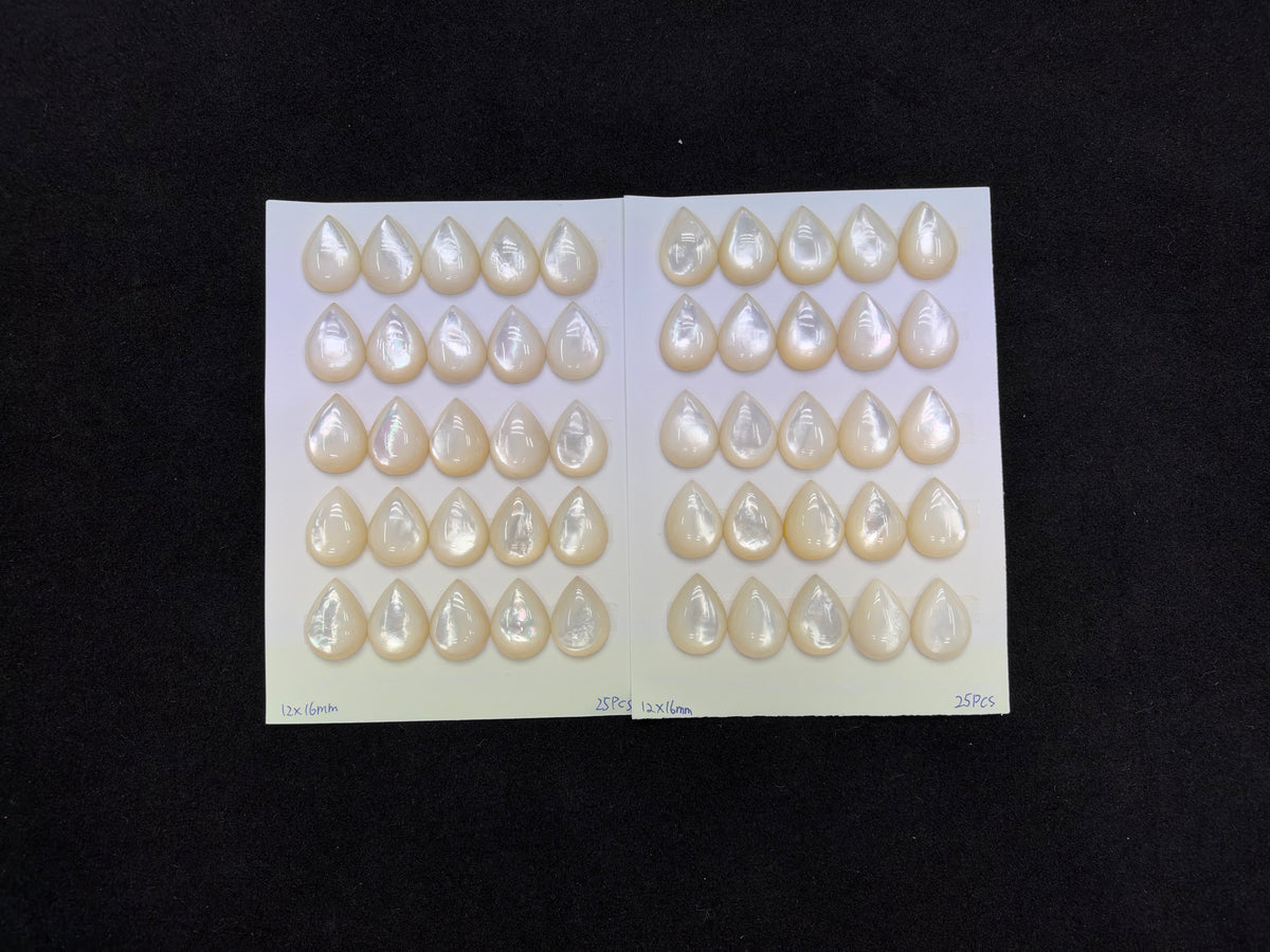White Mother Of Pearl Teardrop Cab 6x9-12x16mm