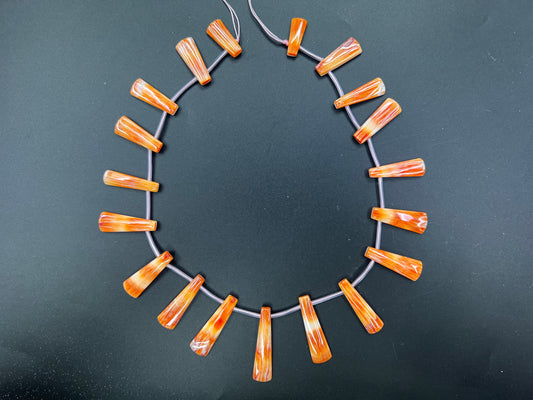 (Orange) Spiny Oyster Side-drilled Long Chips Strand