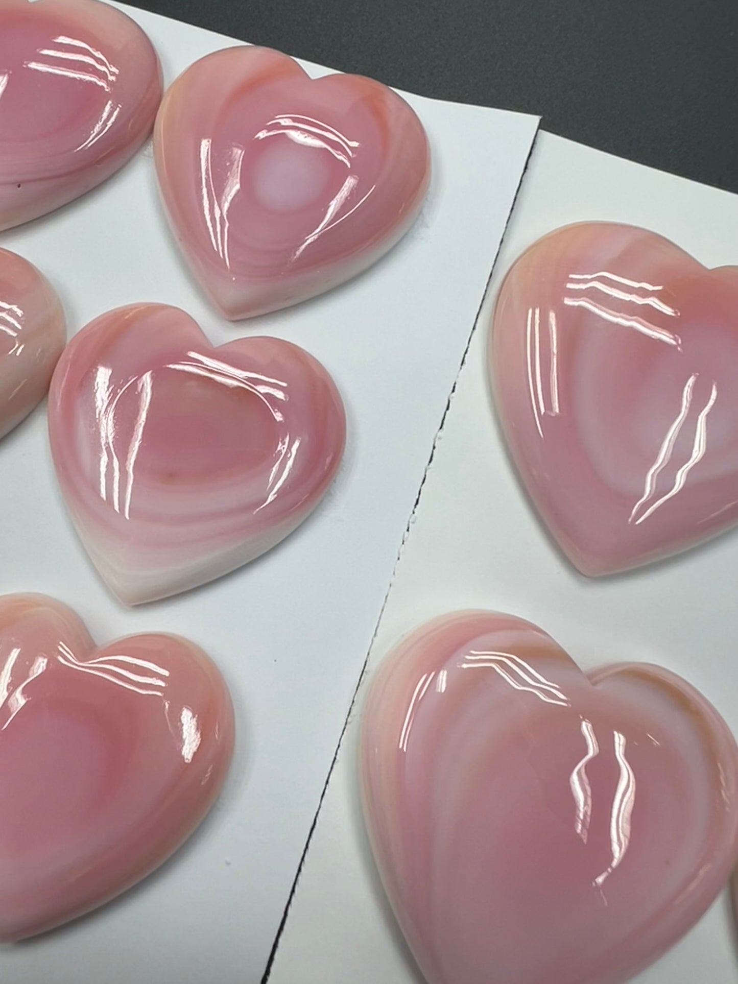 Pink Shell Heart Cabs 30-35mm