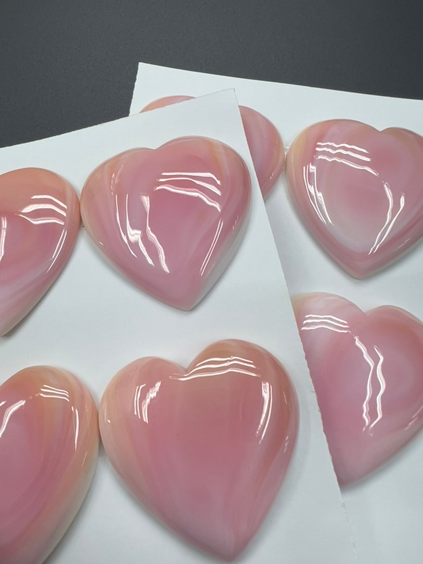 Pink Shell Heart Cabs 30-35mm