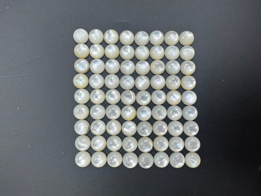 White Mother Of Pearl Round Cab 8mm