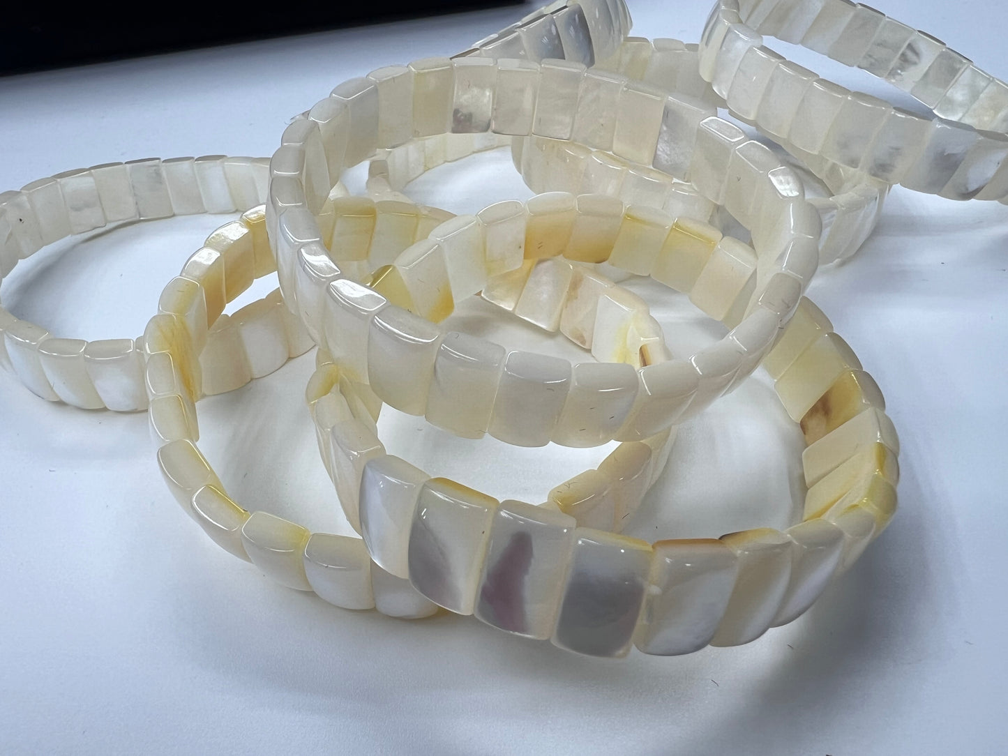 White Mother Of Pearl Rectangle Bracelet 7x9mm