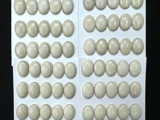 Natural White Wampum Oval Cab 13x18mm - 18x25mm